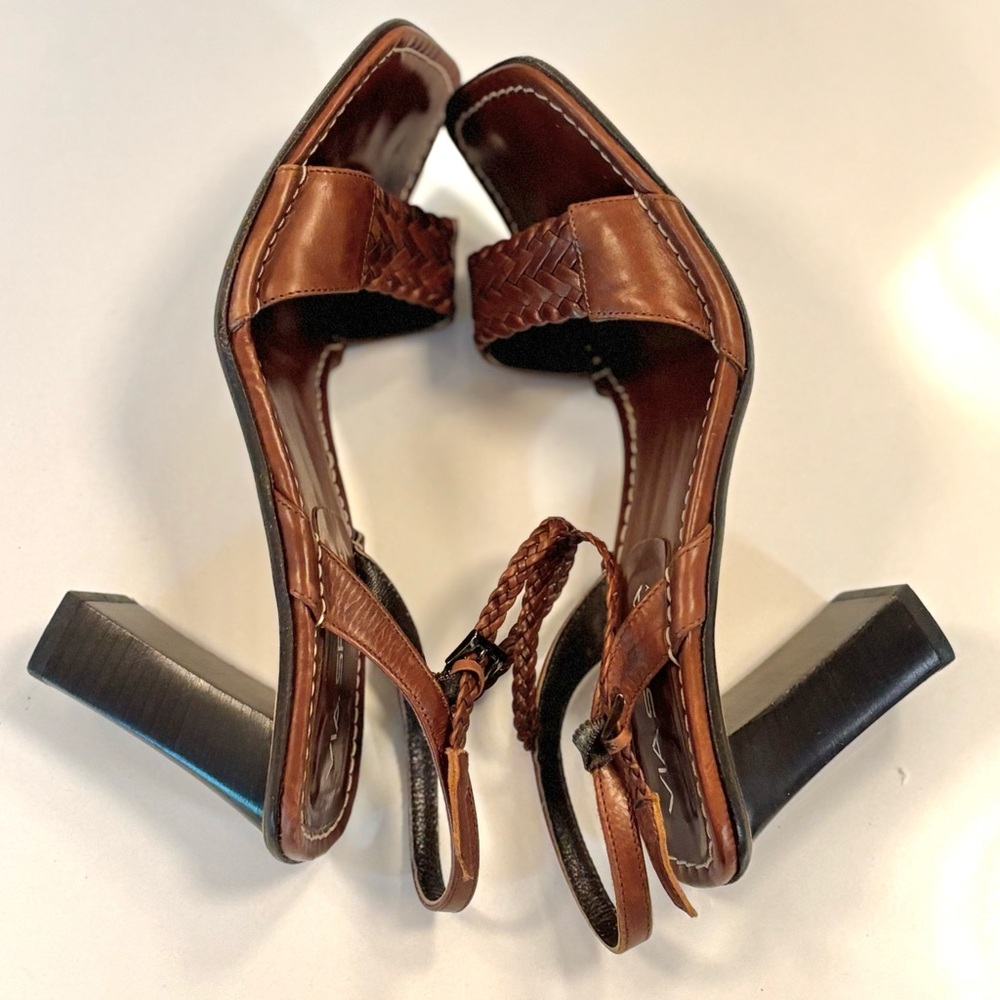 2/$100 VIA SPIGA vintage Dark Brown Heeled Sandals, braided leather details - Picture 6 of 10